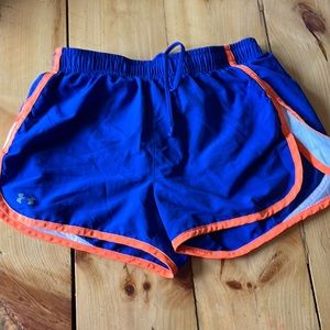 Under armor size small shorts